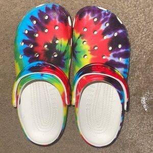 women’s rainbow crocs